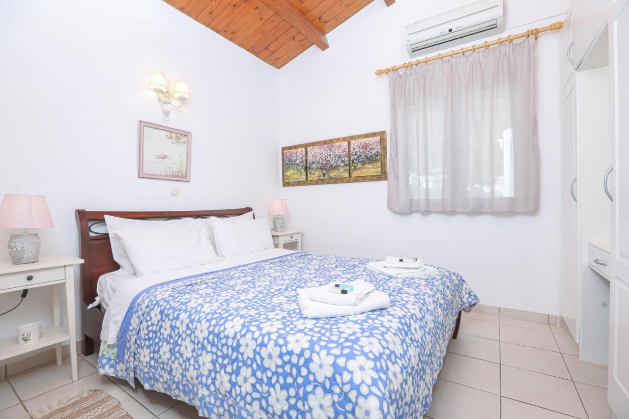 Suzanne'S Apartment Glyfada Menigos Resort Exteriér fotografie